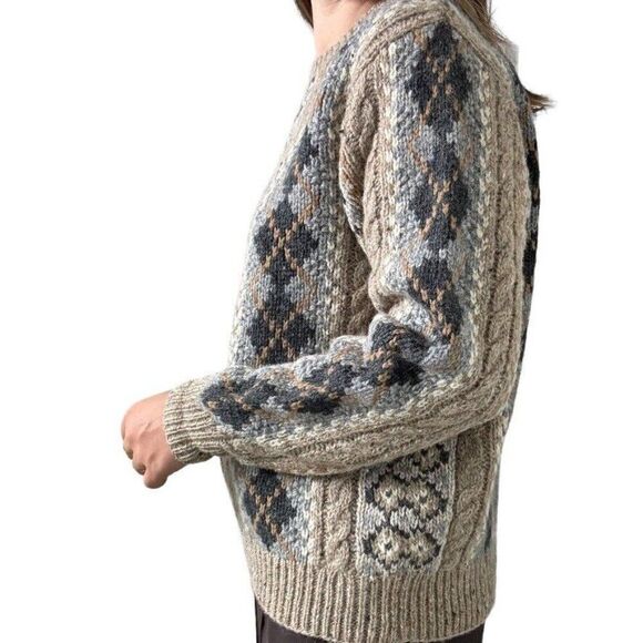 Vintage Brooks Brothers Hand Knit 100% Wool Brown Chunky Cable Crew Sweater Sz S - Picture 5 of 8